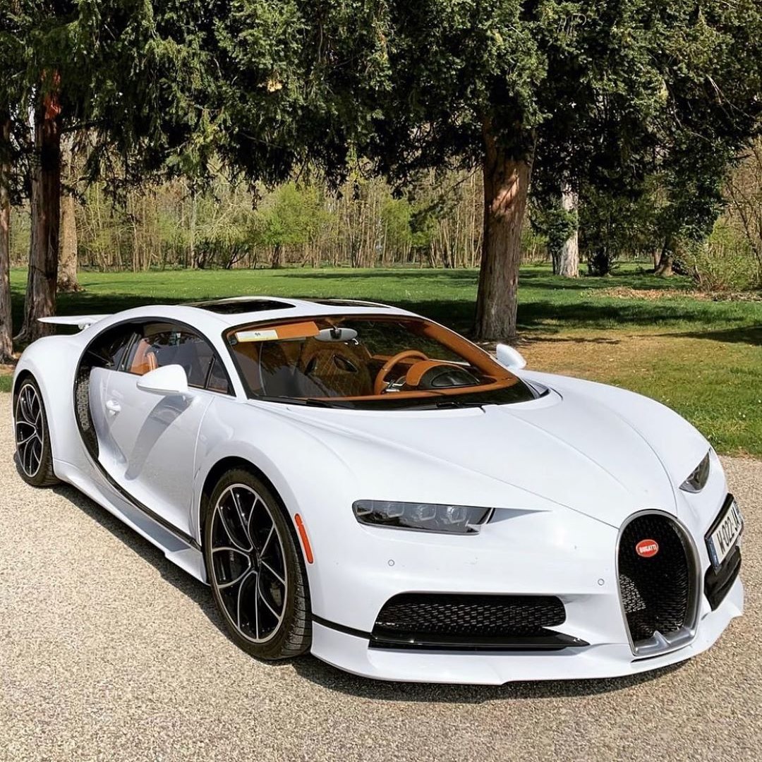 Chiron Skyview #Bugatti #Chiron #BugattiChiron #ChironSkyview #Sport #Speed #Luxury #Coupe